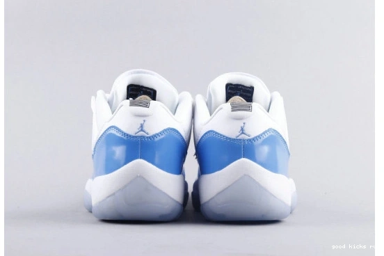 11 528896-106 Blue  Retro University Jordan Low 528896-106 0215